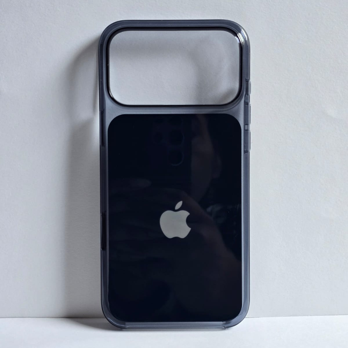 Clear Color IC MagSafe Case – iPhone 17 Pro Max
